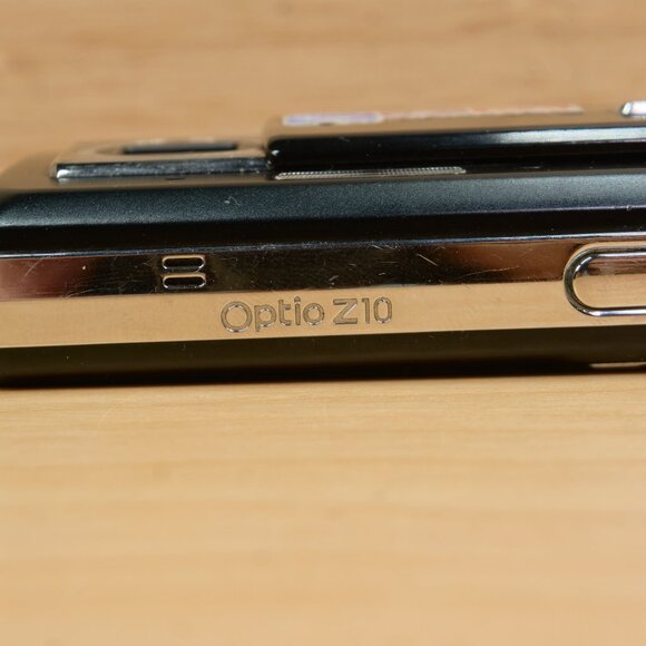 Pentax Optio Z10 8 MP Digital Camera, 7x Optical Zoom,Black - Picture 5 of 8